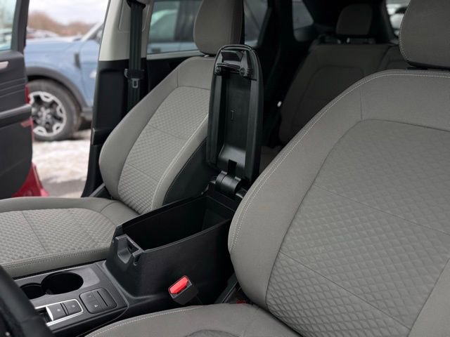 Certified 2022 Ford Escape SE w/ Convenience Package image 38