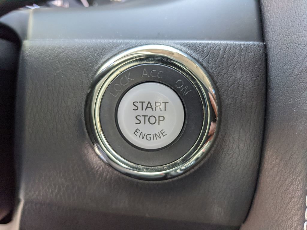 Used 2022 INFINITI QX80 Premium Select w/ Cargo Package image 28