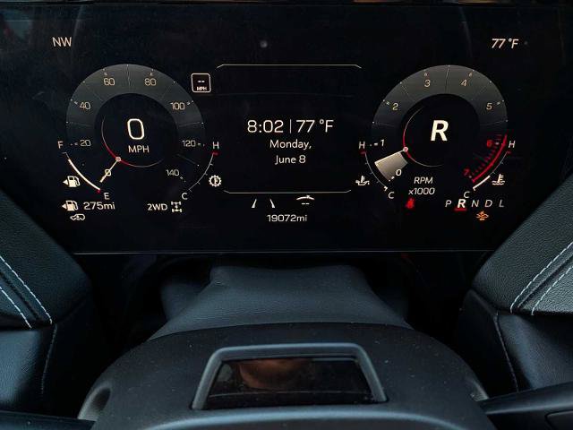 Used 2025 GMC Yukon XL AT4 Ultimate AWD/4WD image 28