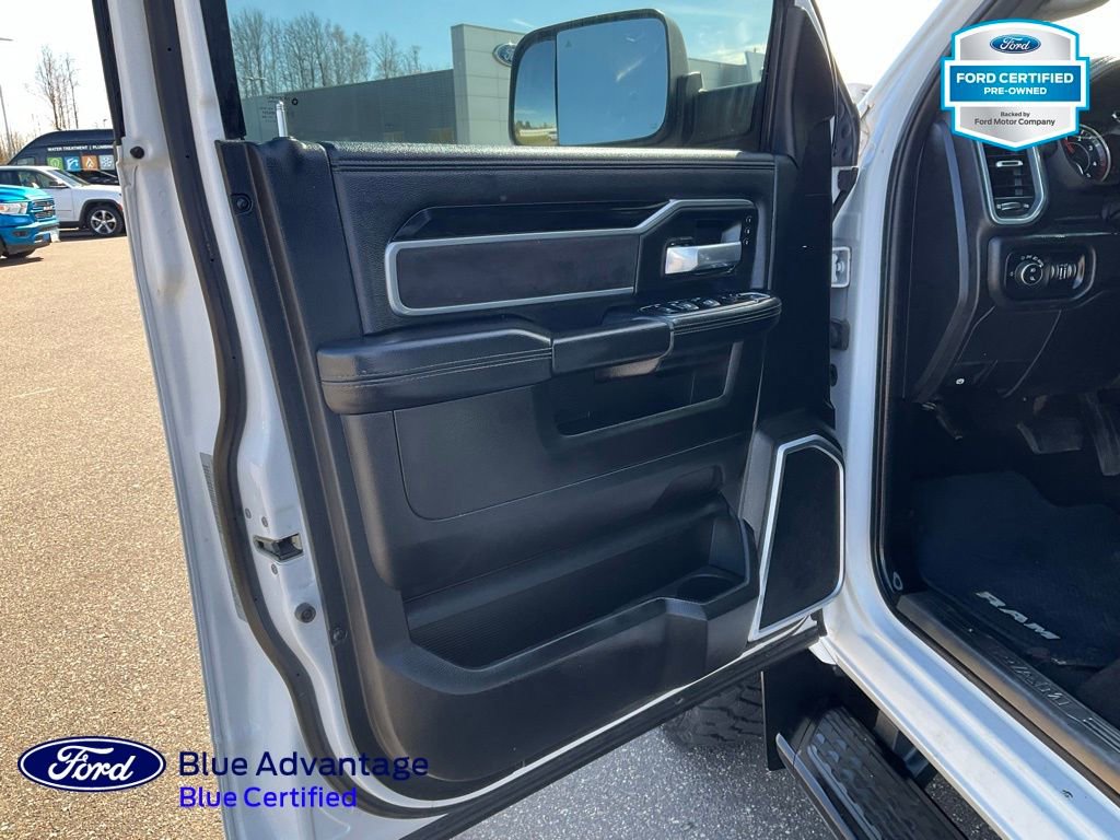 Used 2019 RAM 2500 Laramie w/ Night Edition AWD/4WD image 16