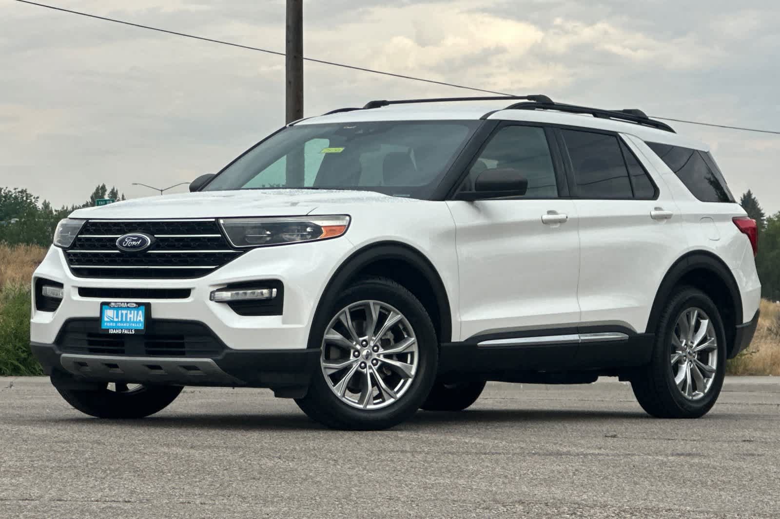 Certified 2020 Ford Explorer XLT w/ Equipment Group 202A AWD/4WD image 1
