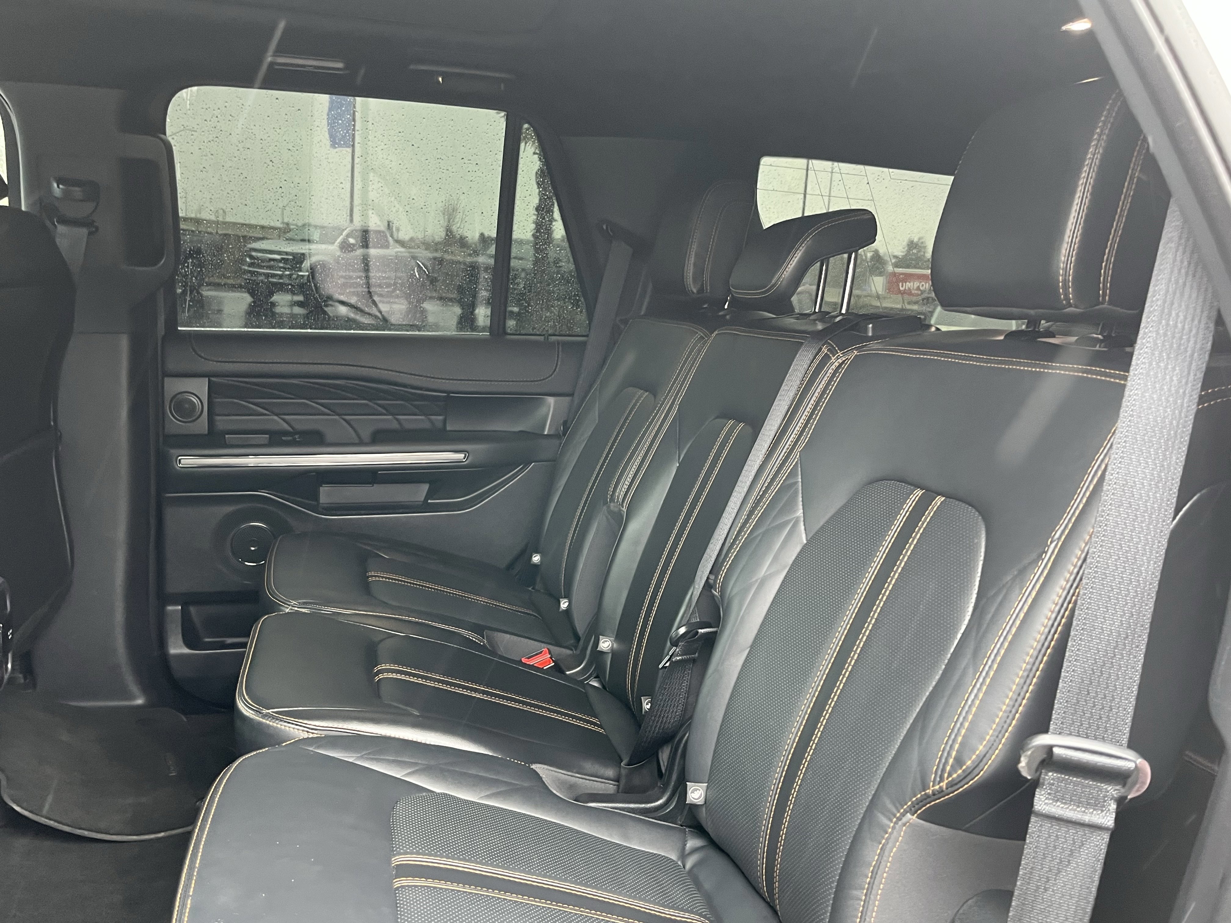 Certified 2022 Ford Expedition Platinum AWD/4WD image 11
