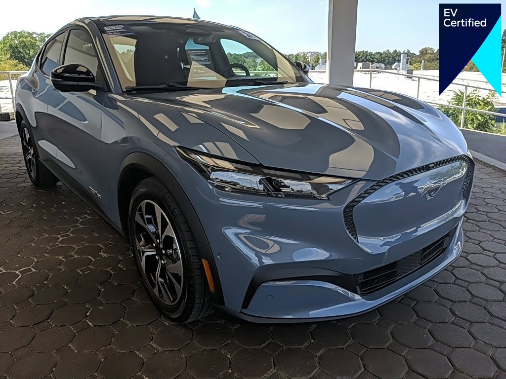 Certified 2024 Ford Mustang Mach-E Select image 1