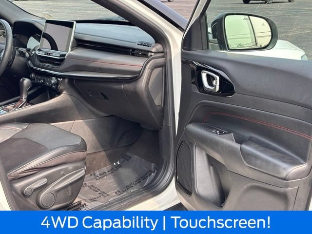 Used 2024 Jeep Compass Trailhawk AWD/4WD image 17