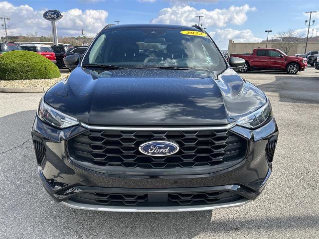 Certified 2023 Ford Escape ST-Line image 13