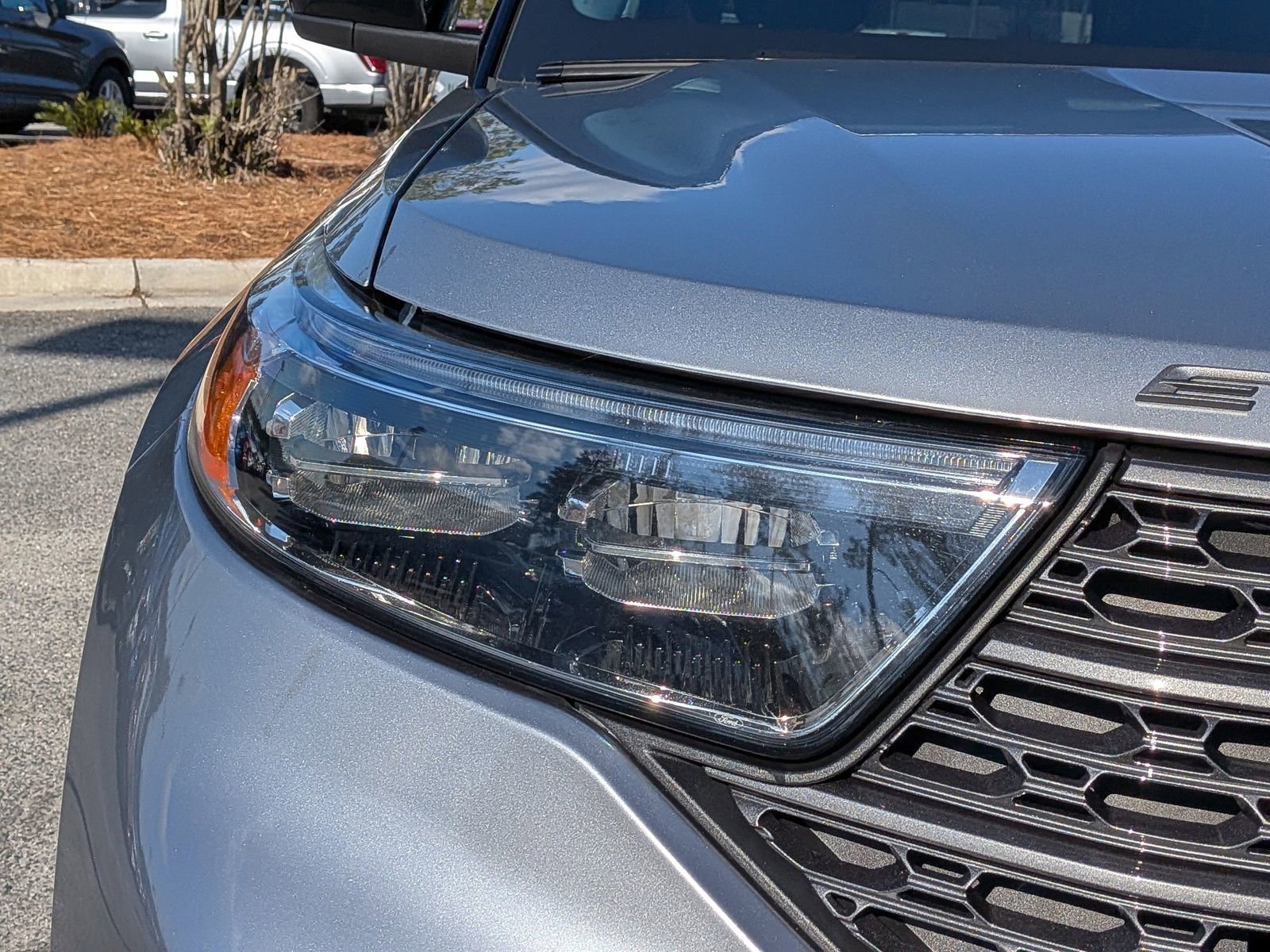 Certified 2022 Ford Explorer XLT w/ Equipment Group 202A image 12