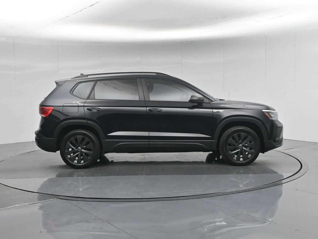 Used 2022 Volkswagen Taos S image 28