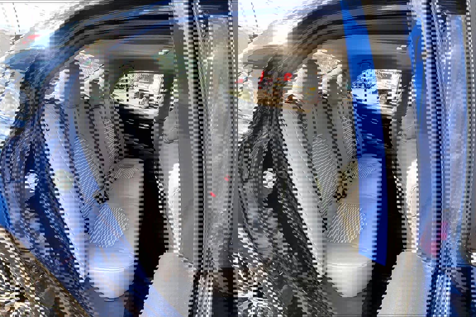 Used 2024 Toyota Camry SE image 19