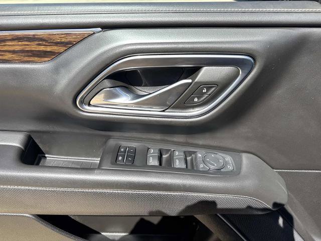 Used 2023 Chevrolet Suburban Premier image 21