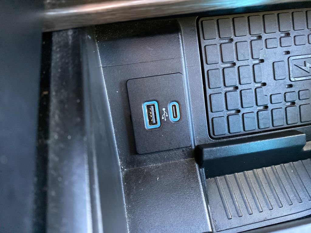 Certified 2023 Ford Expedition Limited image 31