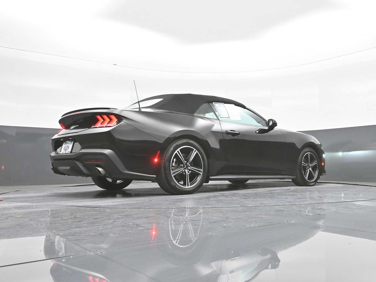 Certified 2025 Ford Mustang Premium RWD image 40