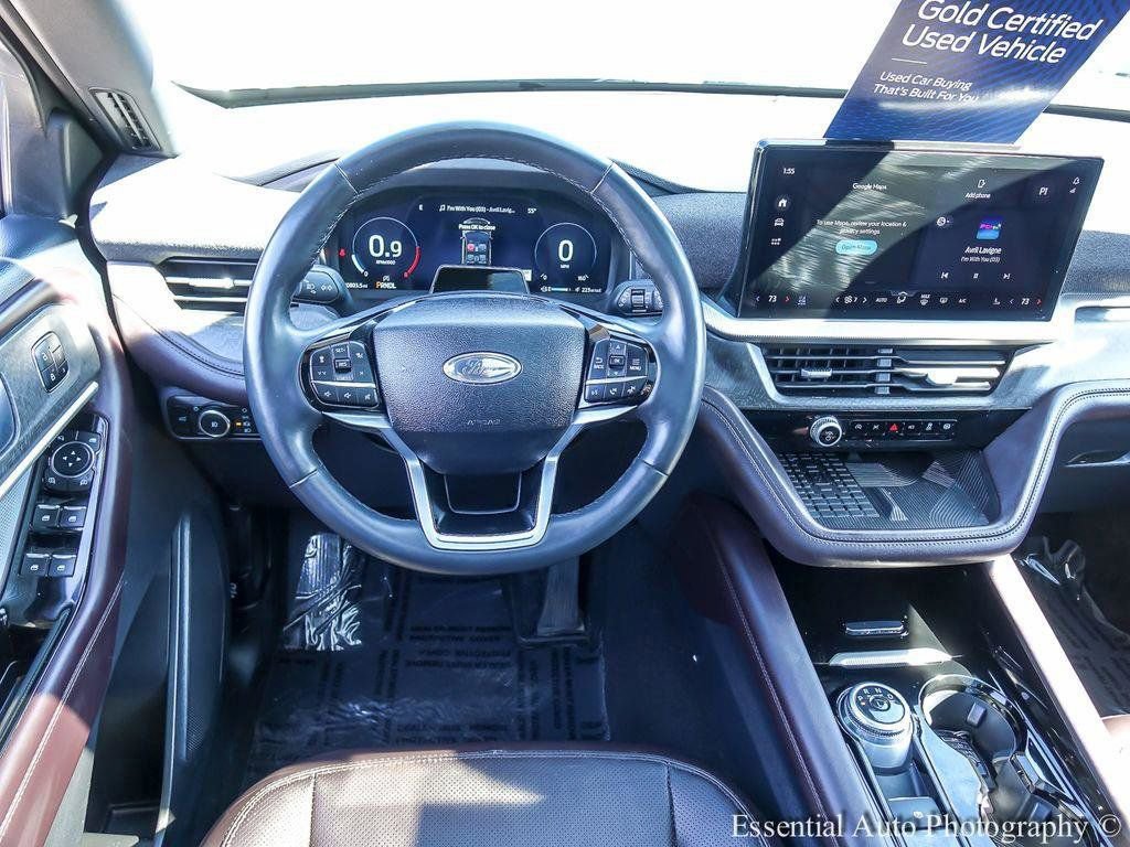 Certified 2025 Ford Explorer Platinum w/ LUX Leather Package image 14