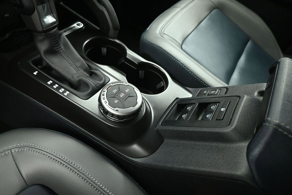 Certified 2024 Ford Bronco Outer Banks AWD/4WD image 17