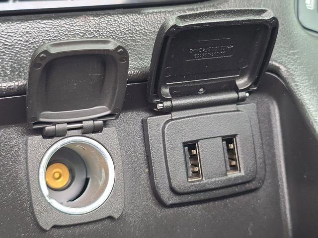 Used 2018 GMC Yukon SLT w/ Open Road Package image 34