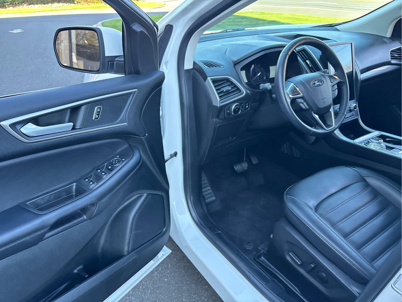 Certified 2023 Ford Edge SEL image 10