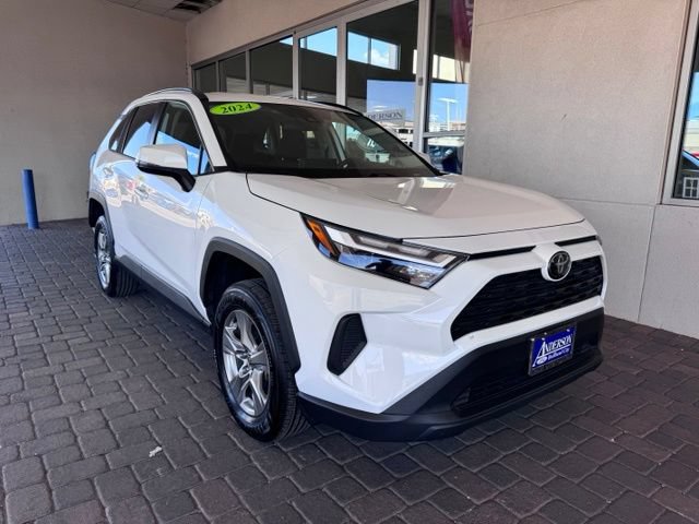 Used 2024 Toyota RAV4 XLE FWD image 7
