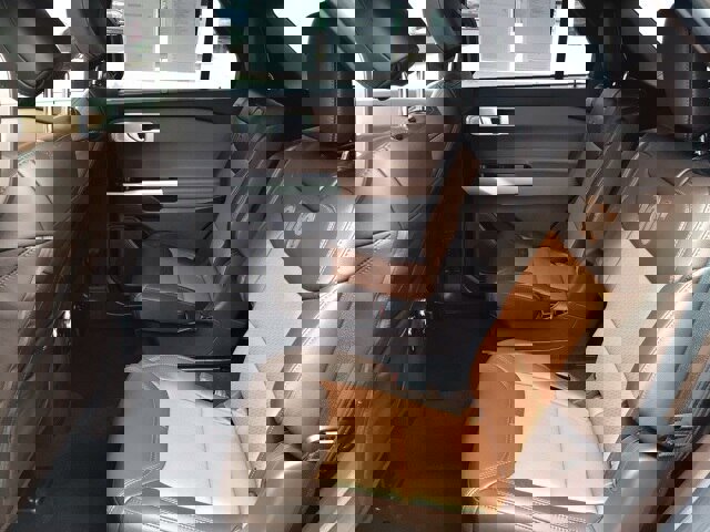 Certified 2022 Ford Explorer King Ranch w/ Technology Package image 24