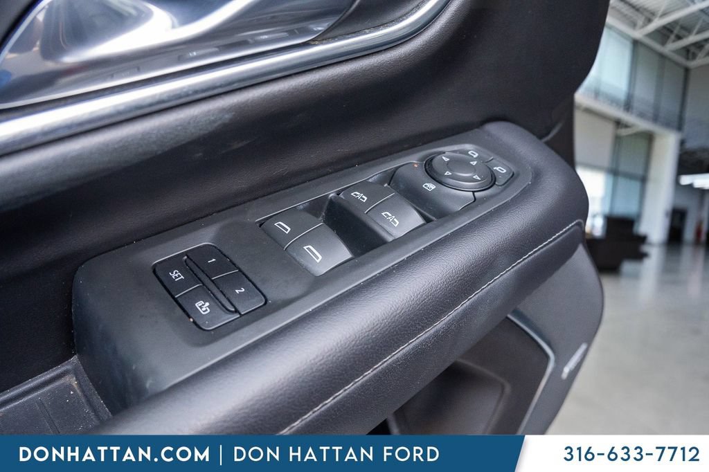 Used 2021 Chevrolet Tahoe LT RWD image 15