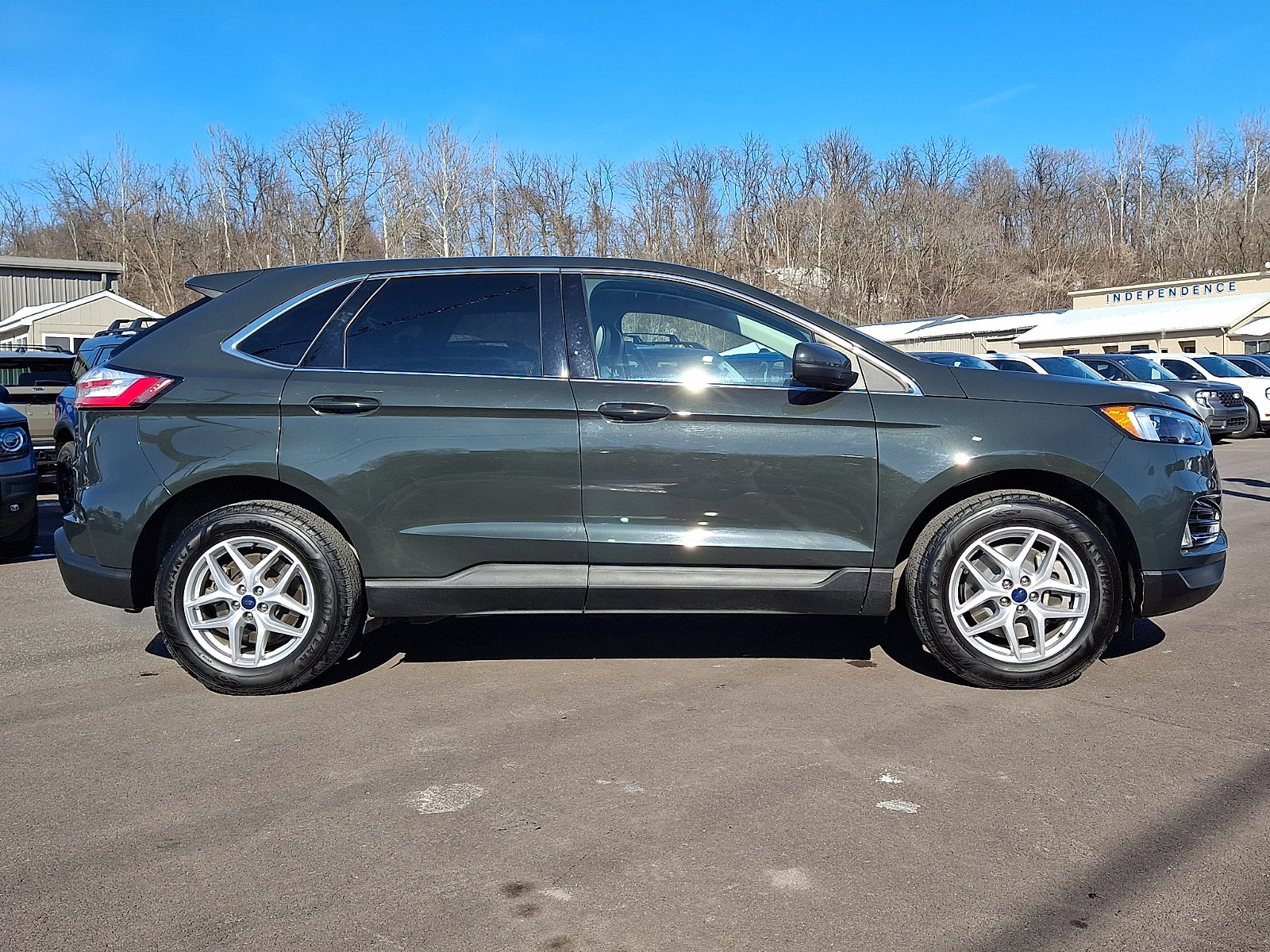 Certified 2022 Ford Edge SEL w/ Convenience Package image 12