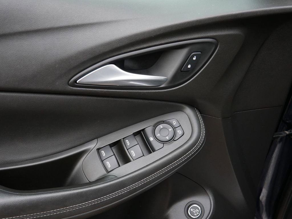 Used 2020 Buick Encore GX Select w/ Sport Touring Package image 15