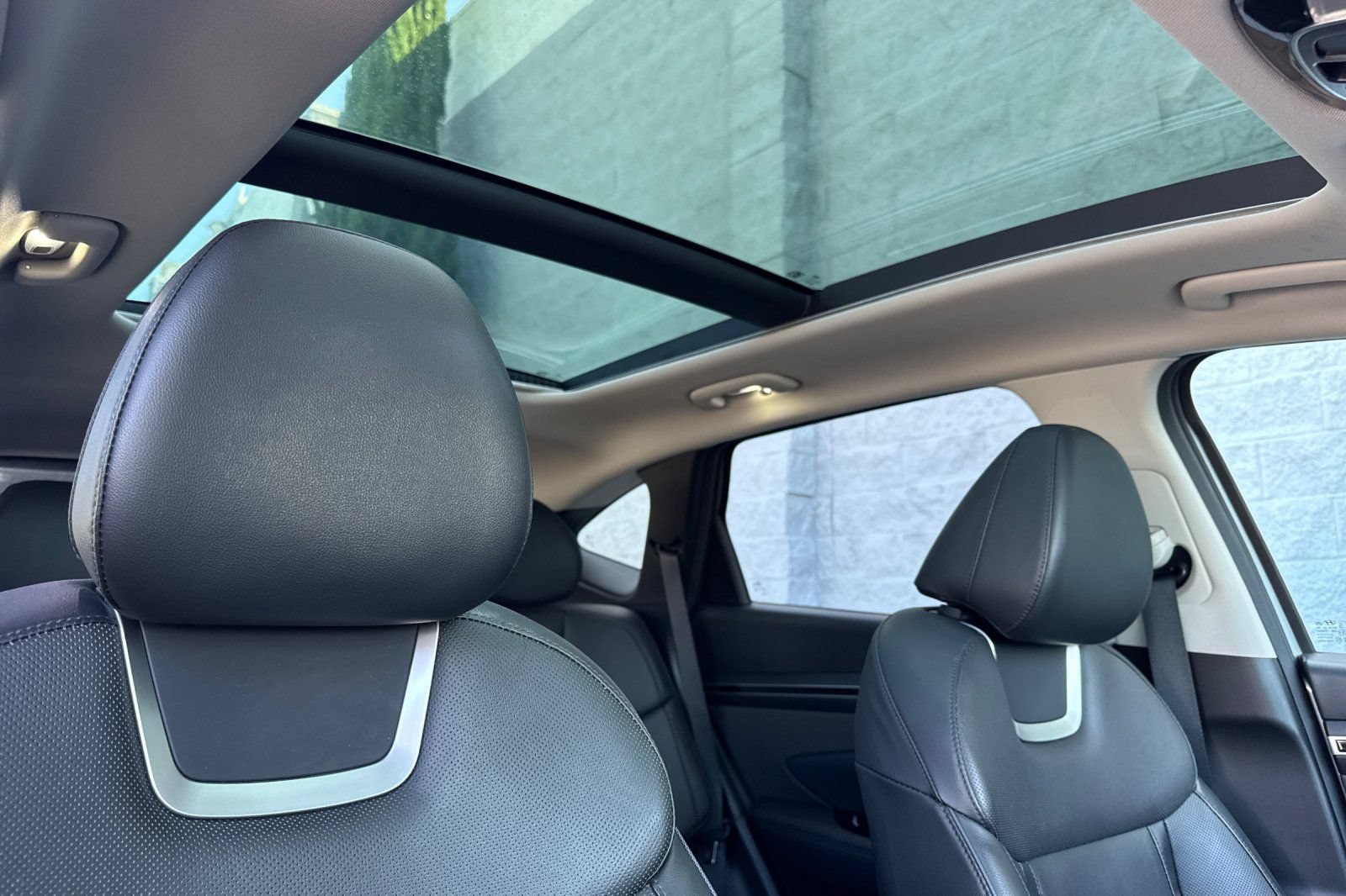 Used 2023 Hyundai Tucson Limited AWD/4WD image 19