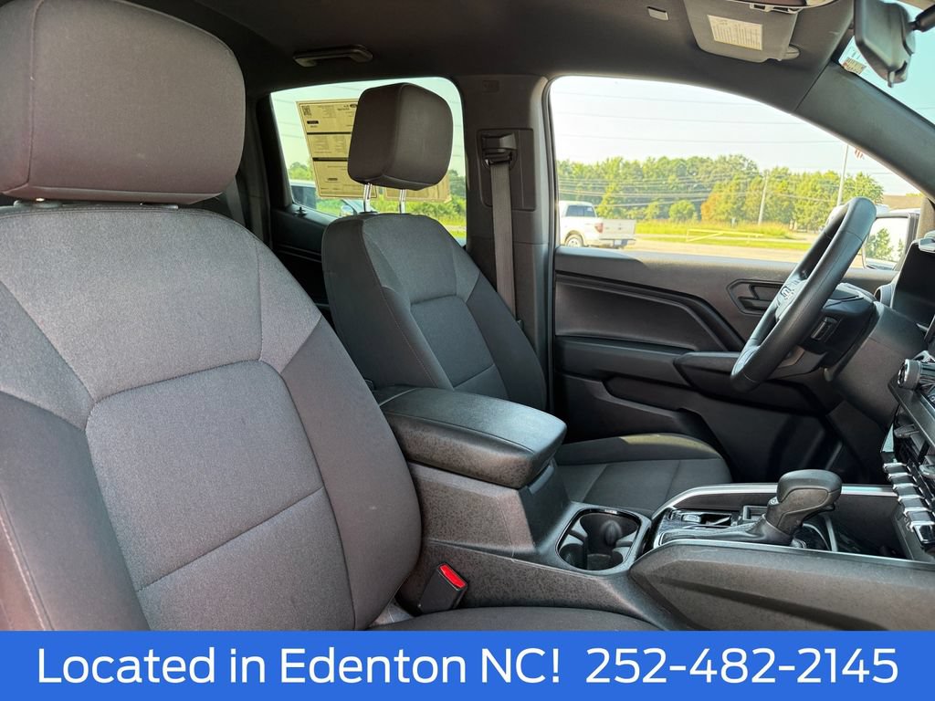 Used 2023 Chevrolet Colorado W/T RWD image 19