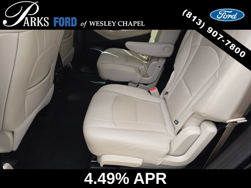 Used 2023 Buick Enclave Premium w/ Experience Buick Package AWD/4WD image 16