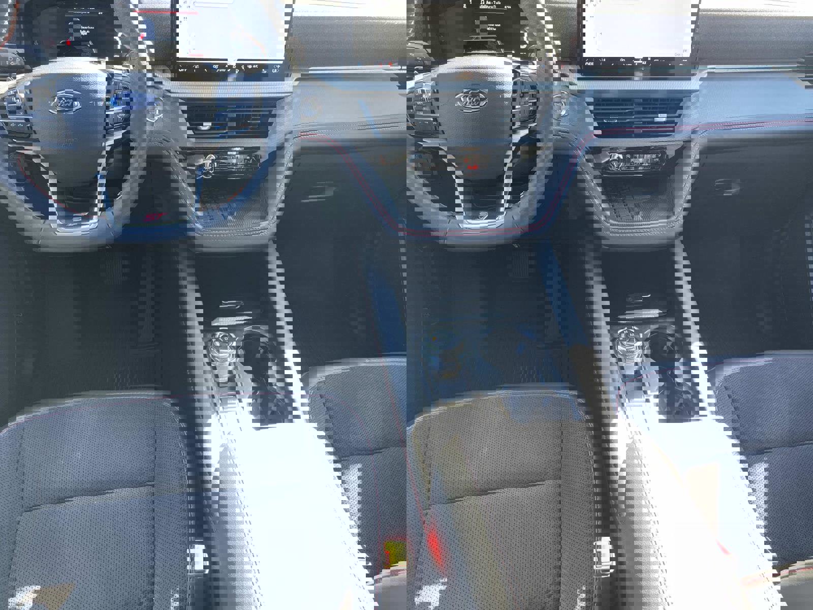 Certified 2025 Ford Explorer ST image 15