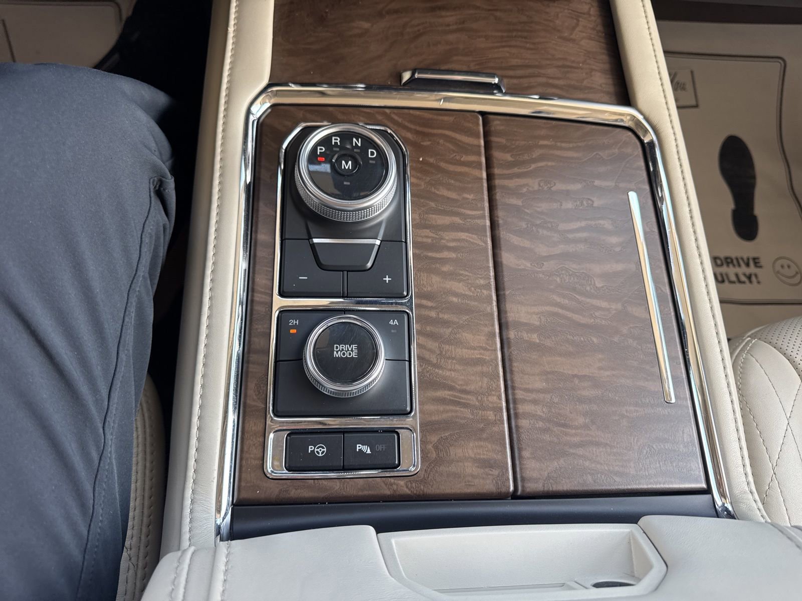 Certified 2021 Ford Expedition Platinum image 37