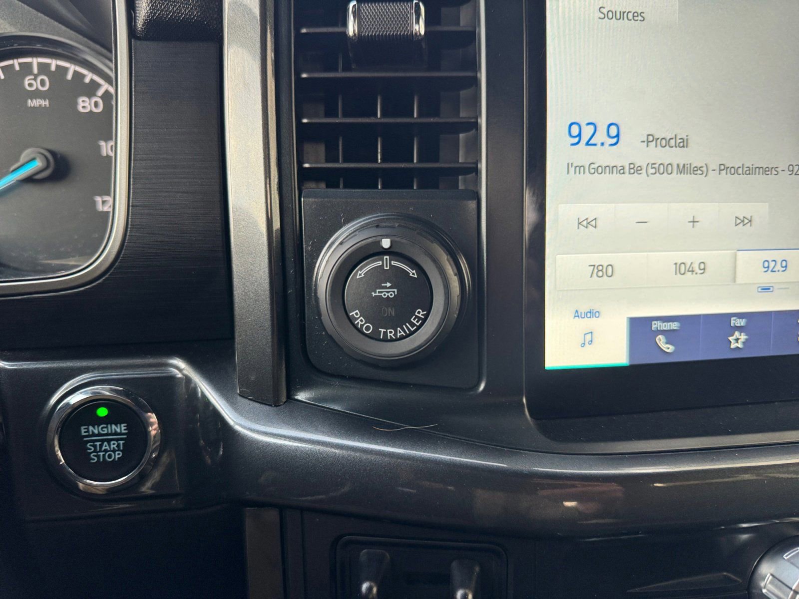 Certified 2022 Ford F150 XLT w/ Equipment Group 302A High image 25