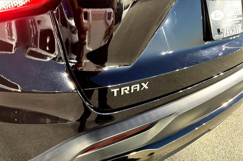 Used 2024 Chevrolet Trax ACTIV w/ Driver Confidence Package image 8