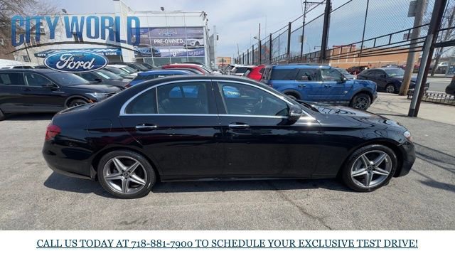 Used 2019 Mercedes-Benz E 300 4MATIC image 4