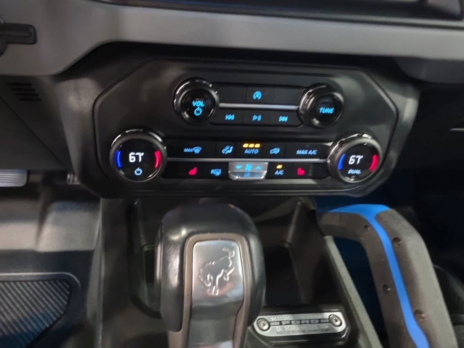 Certified 2023 Ford Bronco Black Diamond AWD/4WD image 24