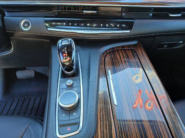 Used 2022 Cadillac Escalade ESV Luxury AWD/4WD image 20