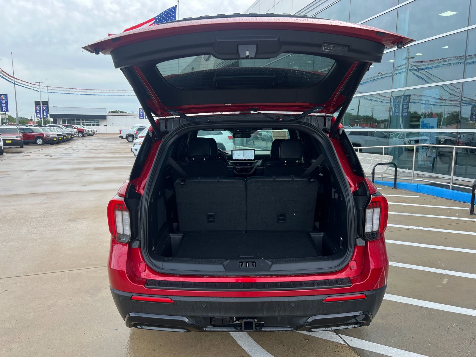 Certified 2025 Ford Explorer ST-Line w/ Premium Package RWD image 13