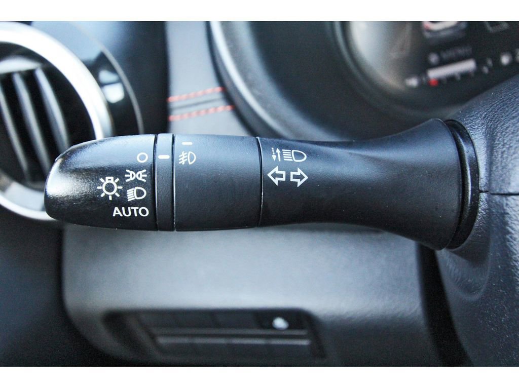 Used 2023 Nissan Kicks SR w/ SR Premium Package image 16