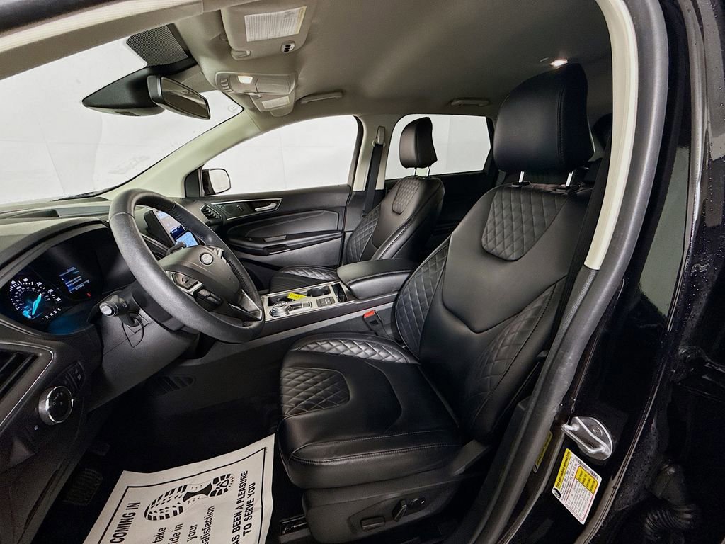 Certified 2024 Ford Edge Titanium image 9