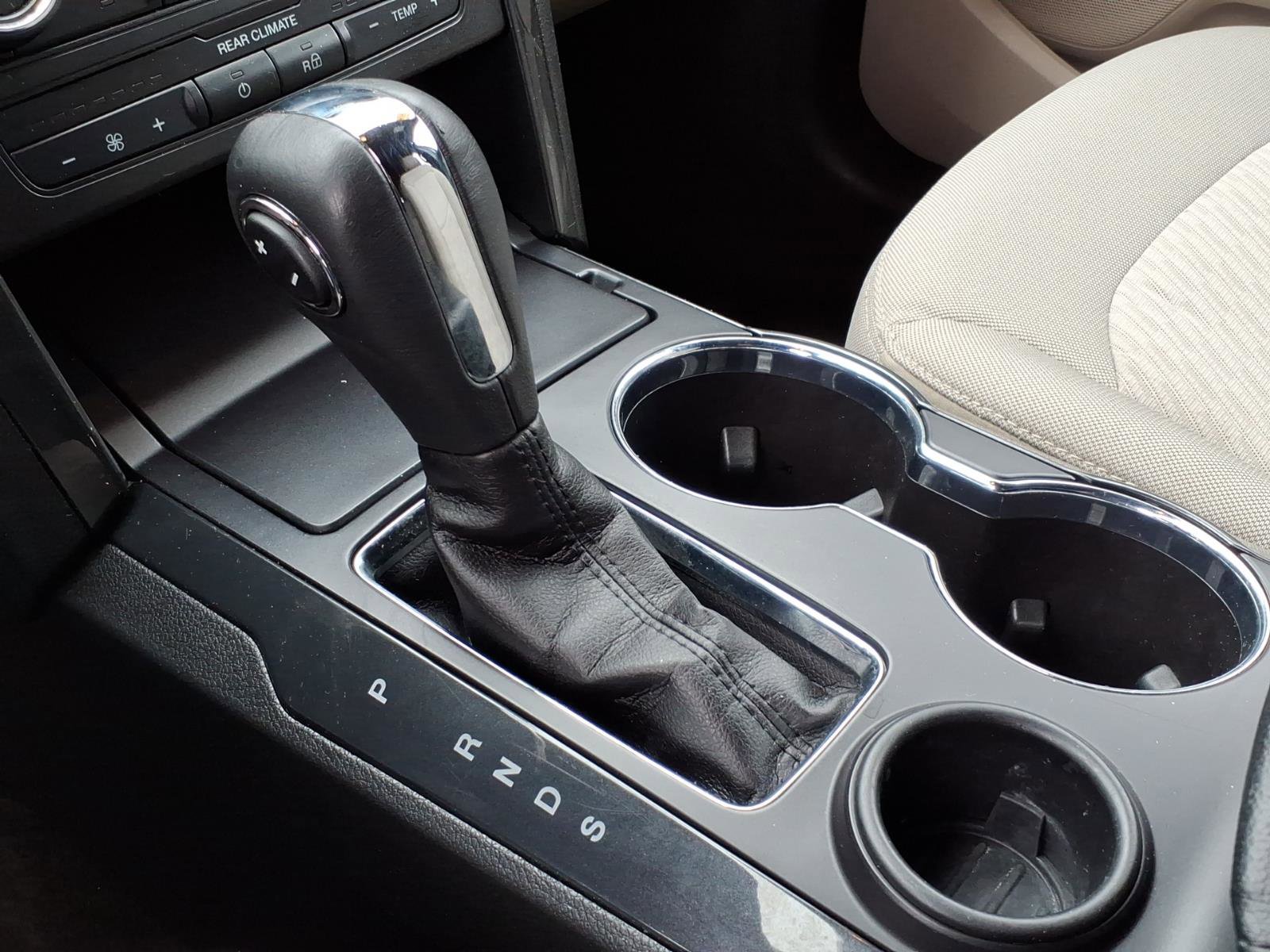 Certified 2018 Ford Explorer FWD image 20