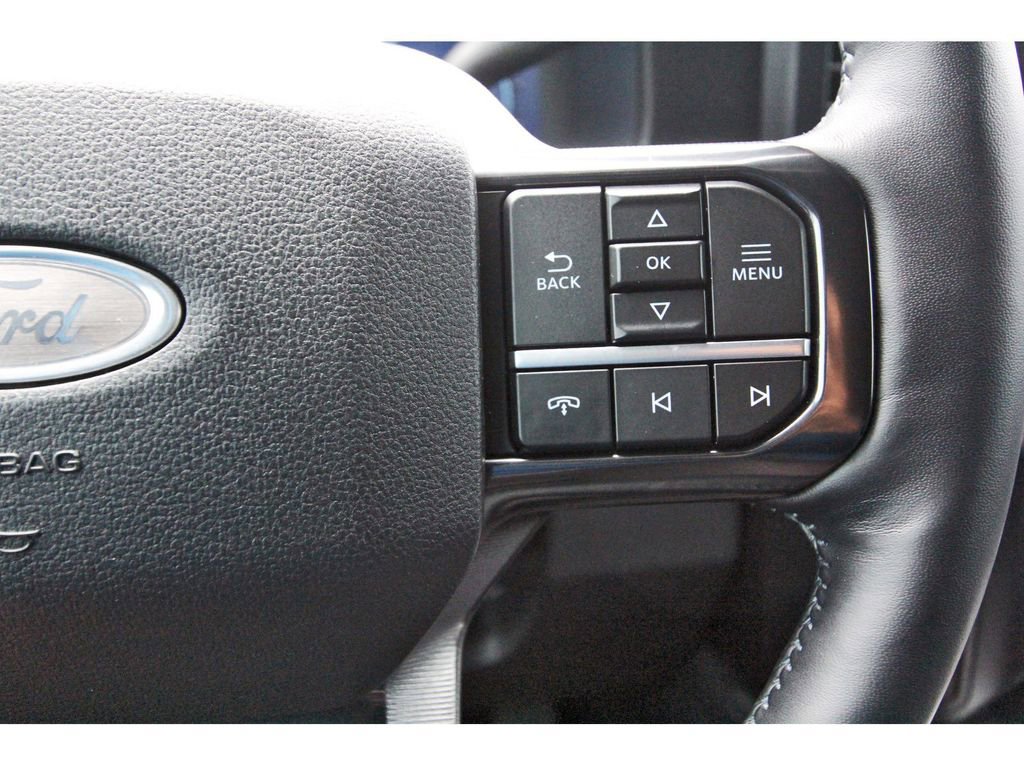 Certified 2025 Ford F350 Platinum w/ FX4 Off-Road Package AWD/4WD image 19