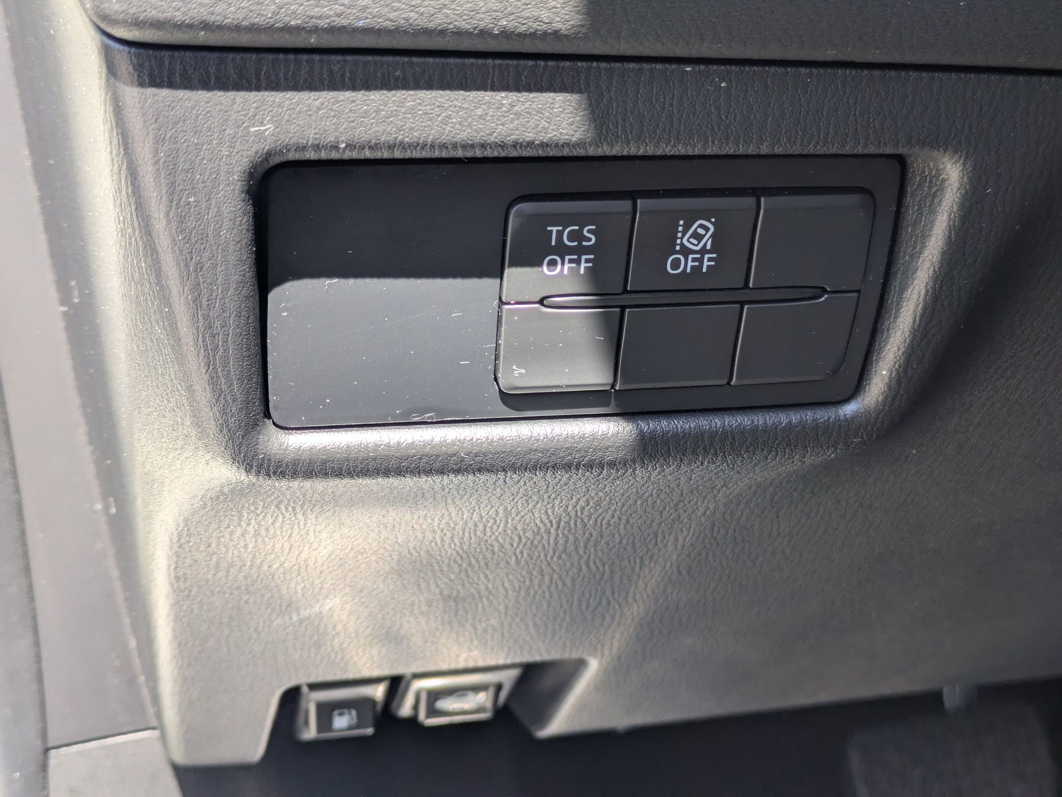 Used 2019 MAZDA CX-5 Touring FWD image 14