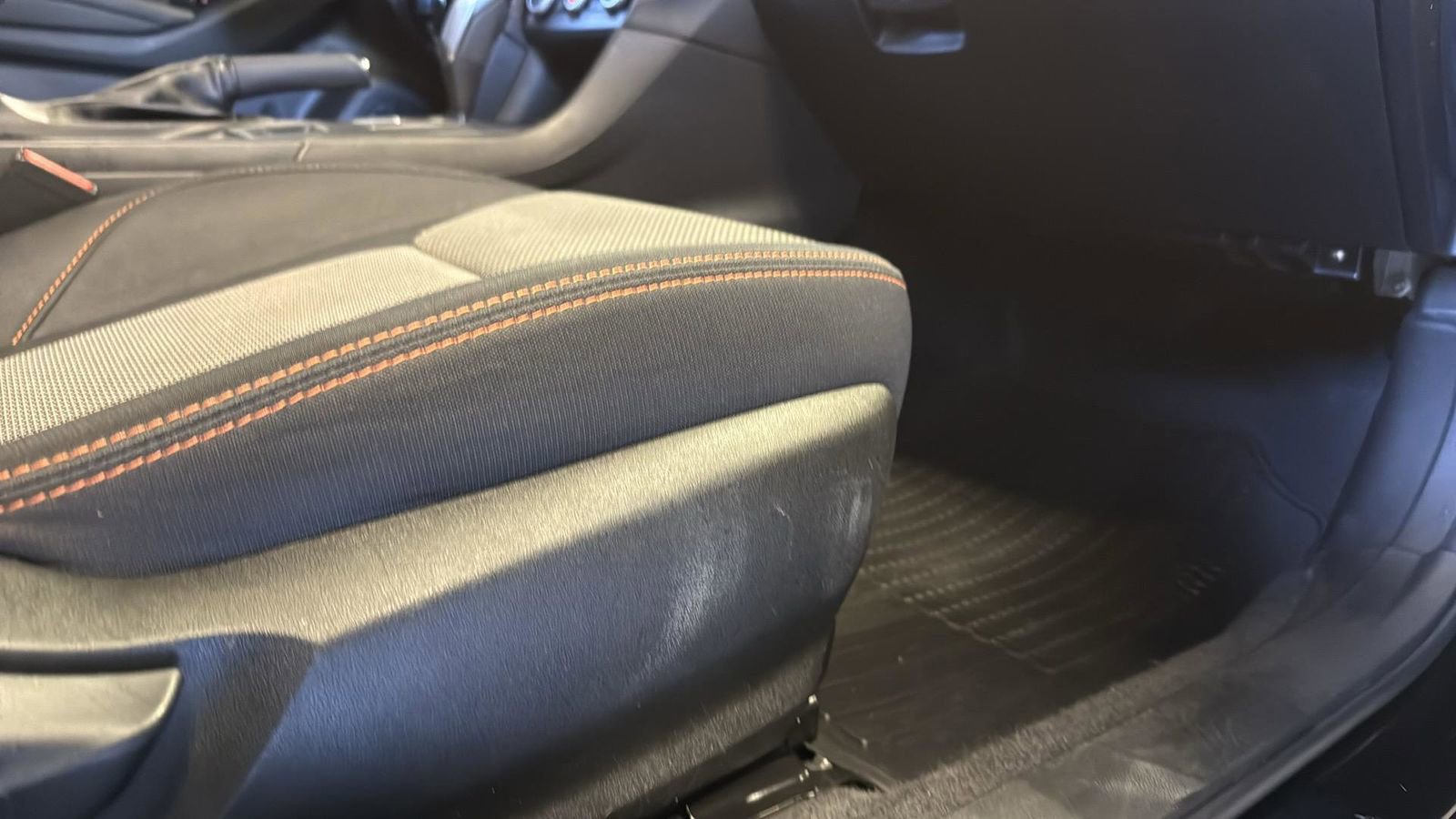 Used 2021 Subaru Crosstrek 2.0i Premium w/ Moonroof Package image 25