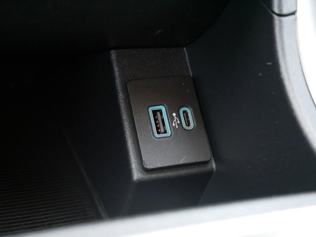 Certified 2024 Ford Edge SEL image 23