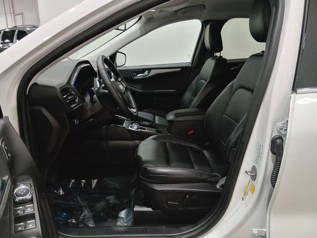Certified 2023 Ford Escape Platinum image 26