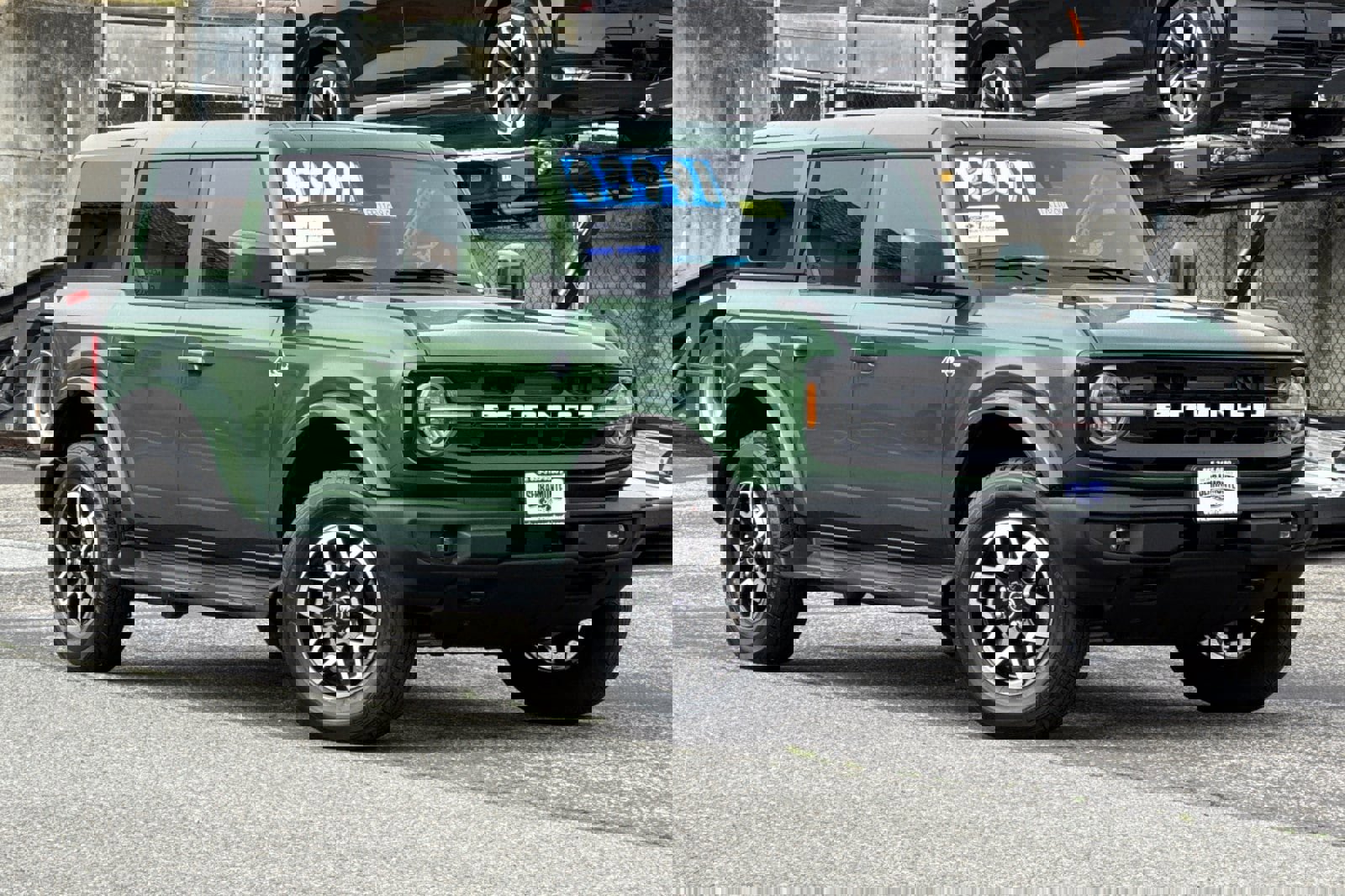 Certified 2025 Ford Bronco Outer Banks image 2