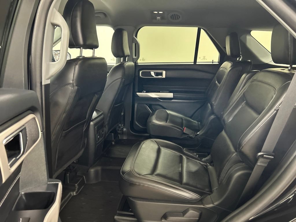Certified 2023 Ford Explorer XLT w/ Equipment Group 202A AWD/4WD image 25