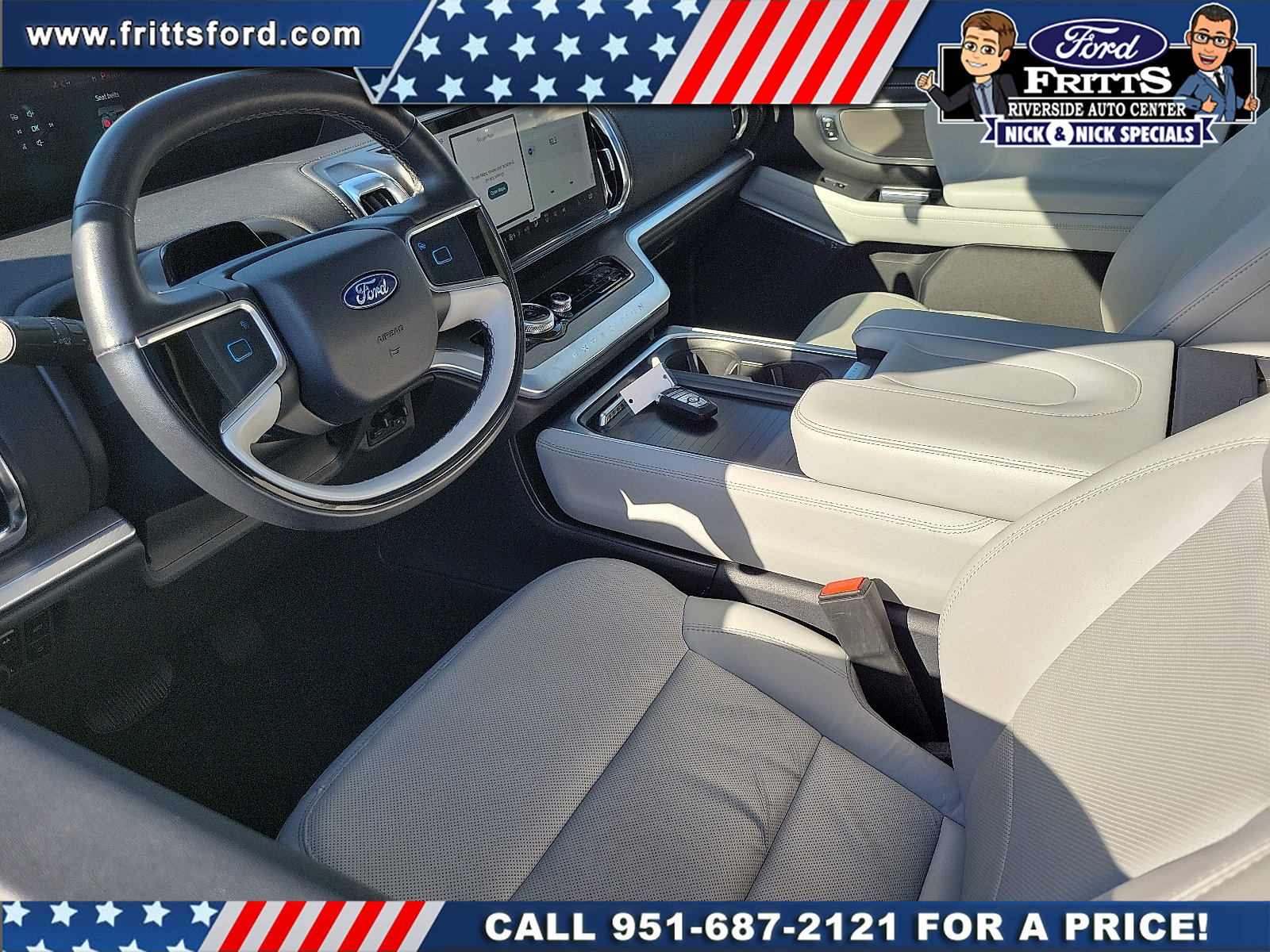 Certified 2025 Ford Expedition Max Platinum w/ Driver's Package AWD/4WD image 4