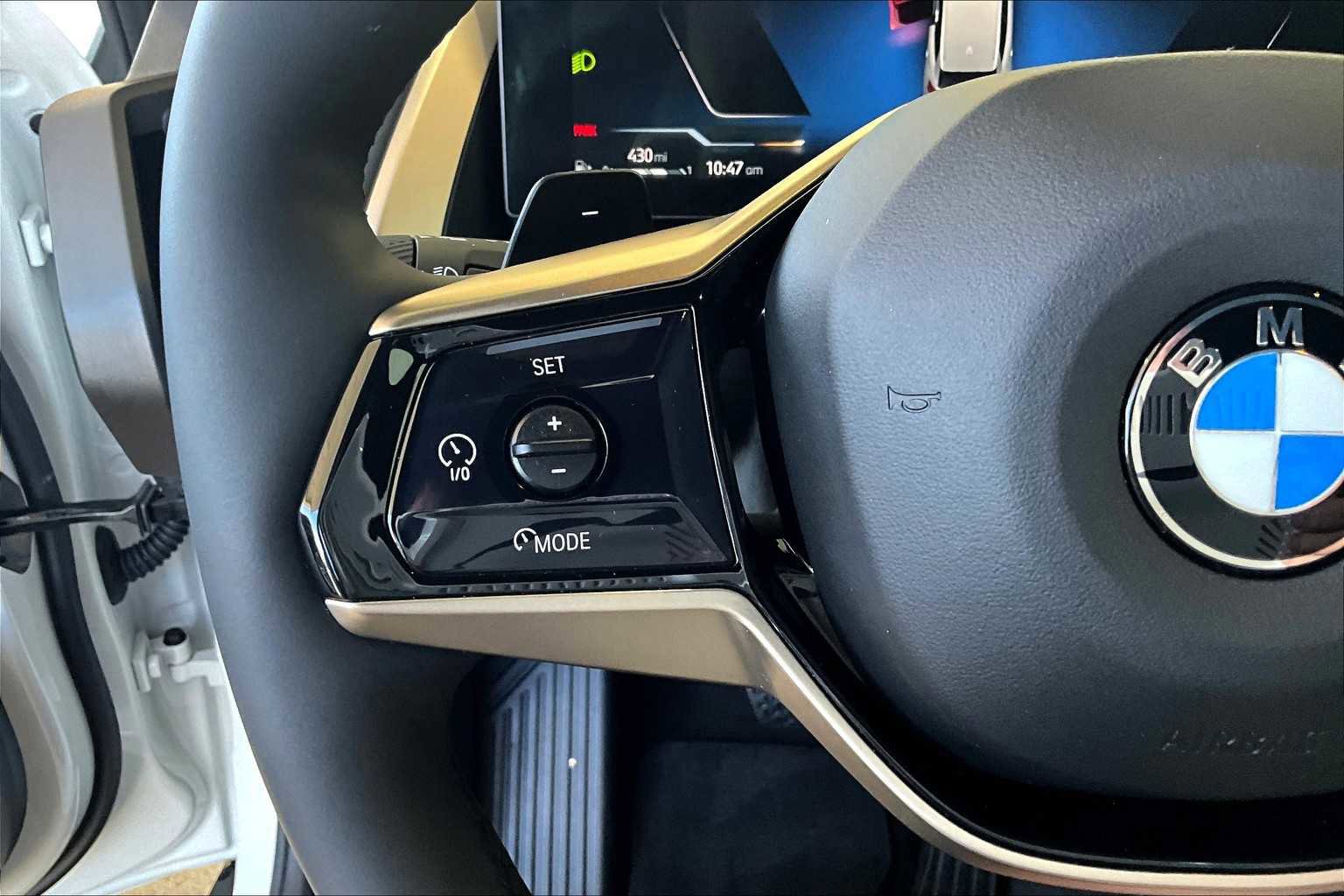 Used 2025 BMW X3 xDrive30i w/ Premium Package image 23