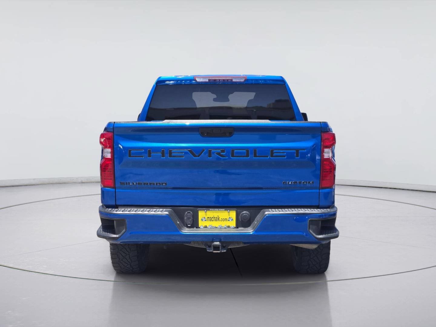 Used 2023 Chevrolet Silverado 1500 Custom w/ LPO, Dark Essentials Package RWD image 7