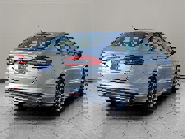 Certified 2018 Ford Fusion S image 4