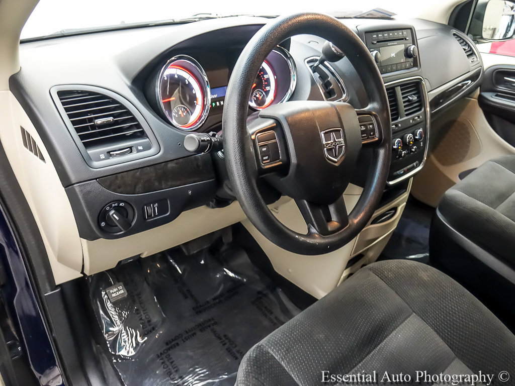 Used 2017 Dodge Grand Caravan SE FWD image 10